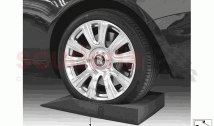 Tyre cradles