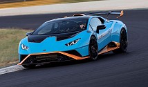 Huracan STO