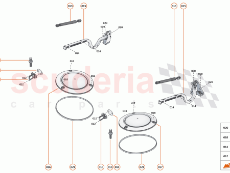 Photo of GAS STRUT TONNEAU…
