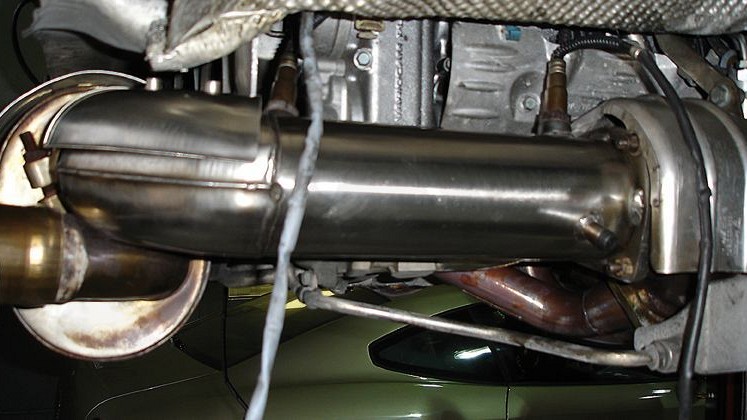 Photo of Cargraphic Catalyser Replacement Pipe Set for the Porsche 996 (Mk I) Turbo/GT2 - Image 2