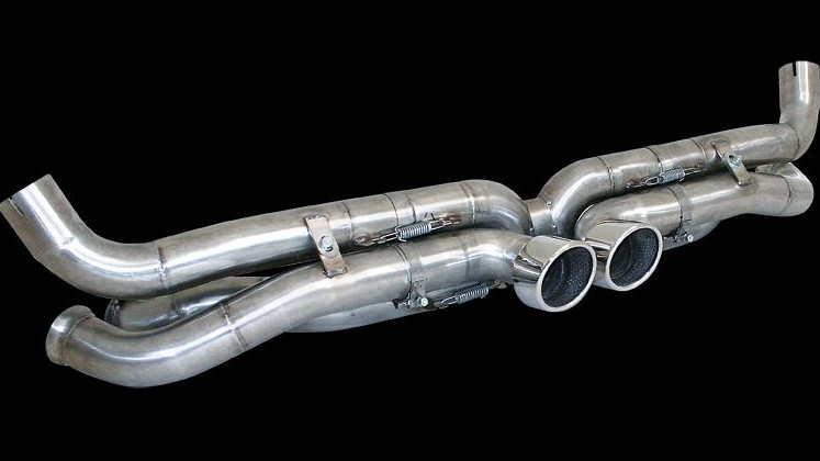 Photo of Cargraphic Tailpipes Center Outlet - 997 GT3 Look for the Porsche 997 (Mk II) Carrera - Image 1