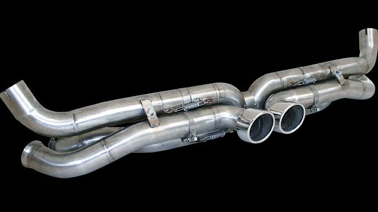 Photo of Cargraphic Tailpipes Center Outlet - 997 GT3 Look for the Porsche 997 (Mk I) Carrera - Image 1