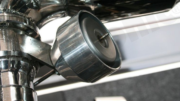 Photo of Cargraphic Heatshieldbowls for Vacuum actuators for the Porsche 997 (Mk II) GT3 - Image 5