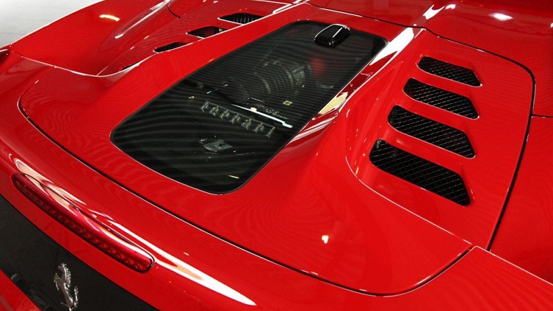 Photo of Capristo Engine Bonnet / Cover in Carbon Fibre & Glass (Spider) for the Ferrari 458 Italia/Spider - Image 5