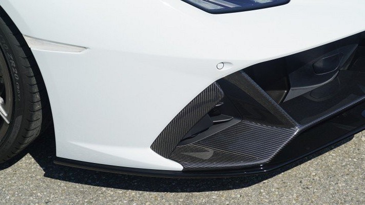 Photo of Novitec Carbon Fibre Front Spoiler Attachment for the Lamborghini Huracan Evo - Image 2