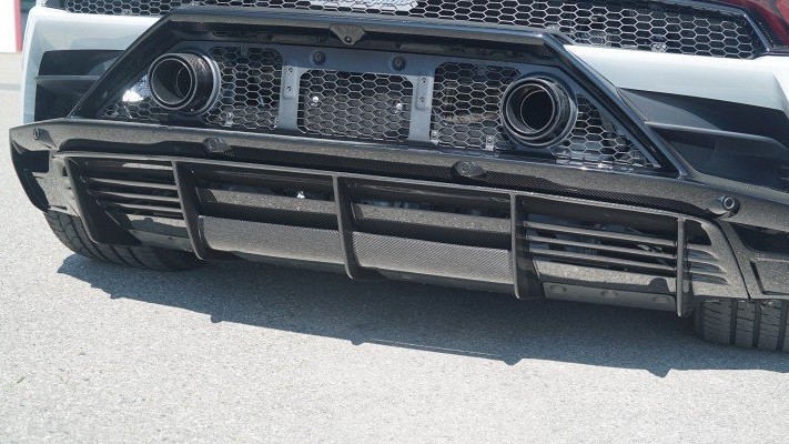 Photo of Novitec Carbon Fibre Diffusor for the Lamborghini Huracan Evo - Image 2