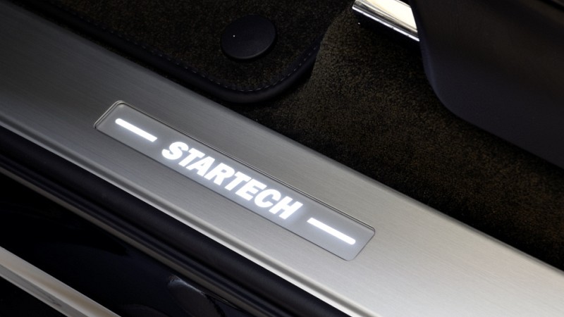 Photo of Startech Illuminated inlays for tread plates for the Bentley Bentayga - Image 1
