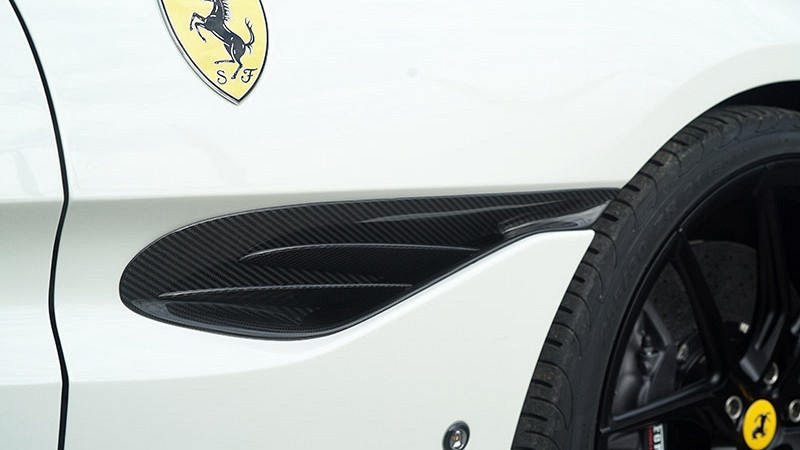 Photo of Novitec Carbon Air Outlets Front Fenders for the Ferrari Portofino - Image 2