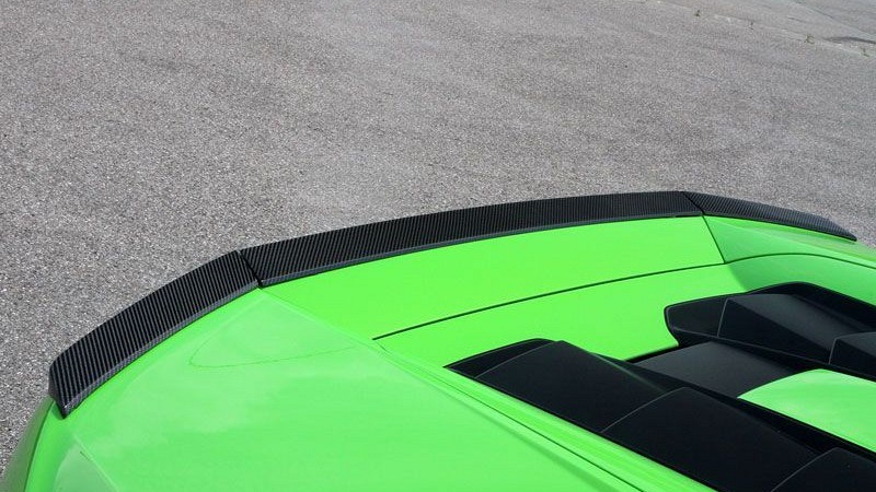 Photo of Novitec Rear Spoiler Lip for the Lamborghini Huracan - Image 4
