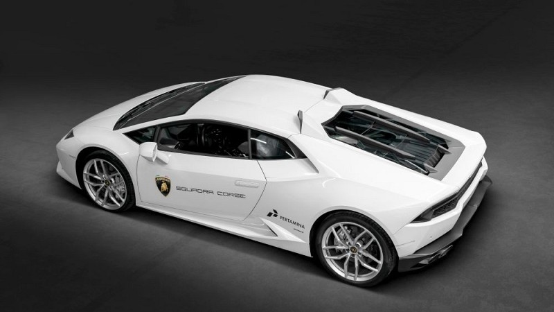 Photo of Capristo Engine Bonnet in Carbon (Coupe) for the Lamborghini Huracan LP610-4 - Image 6