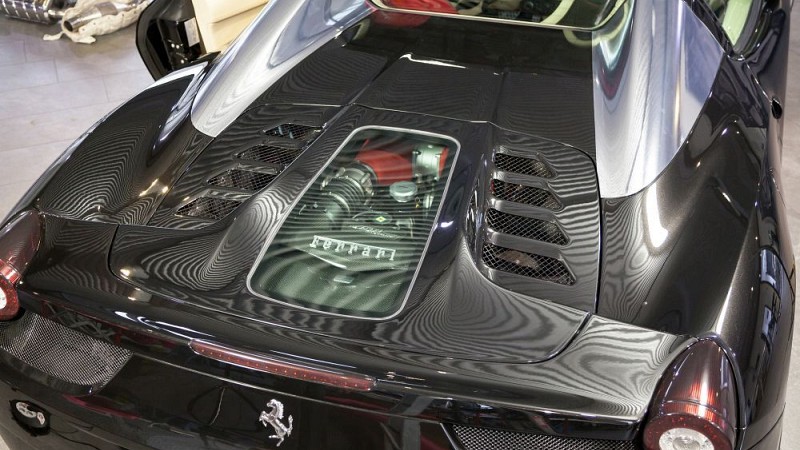 Photo of Capristo Engine Bonnet / Cover in Carbon Fibre & Glass (Spider) for the Ferrari 458 Italia/Spider - Image 15