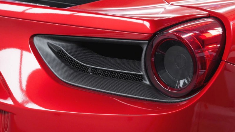 Photo of Capristo Tail Light Covers (Carbon) for the Ferrari 488 GTB/Spider - Image 3