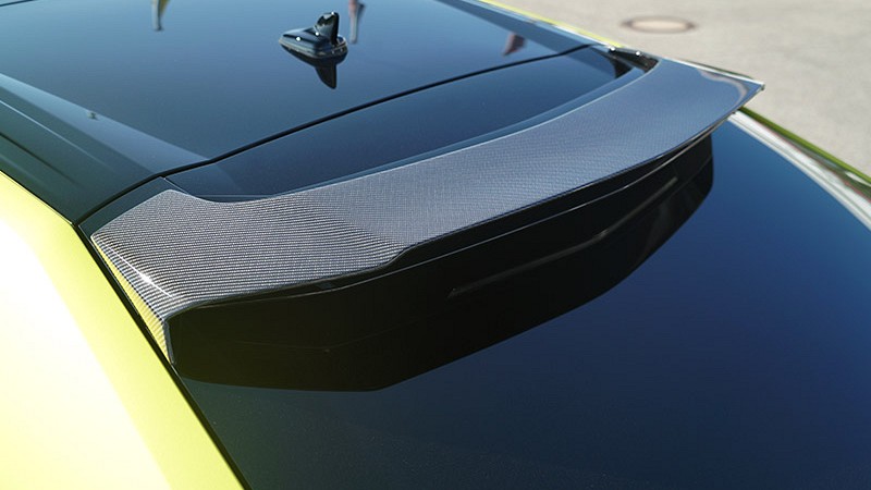 Photo of Novitec Carbon Roof Spoiler for the Lamborghini Urus - Image 2