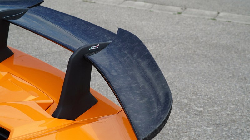 Photo of Novitec ATTACHMENT REAR WING for the Lamborghini Huracan Performante LP640-4 - Image 2