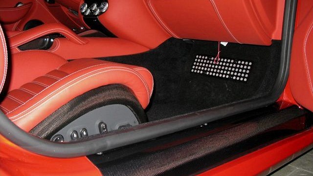 Photo of Novitec Footboard (Carbon) for the Ferrari 599 GTB - Image 1