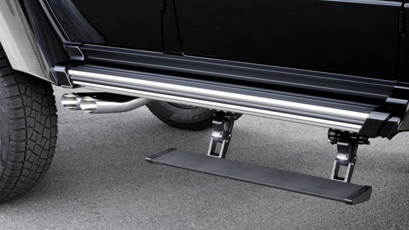 Photo of Brabus Electric Entry Assist for the Mercedes Benz G63 AMG (W463) - Image 2