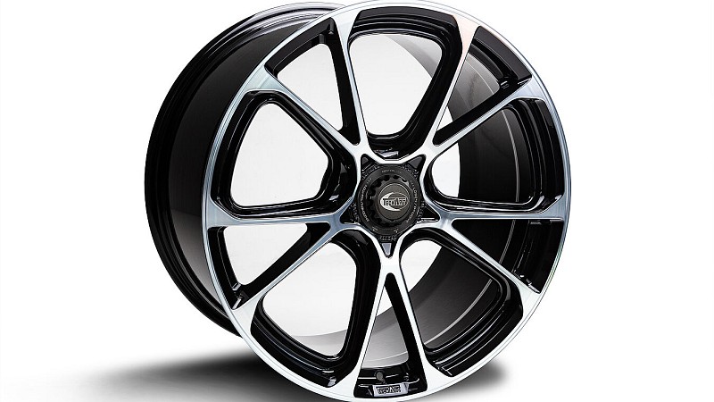 Photo of Techart Formula VI Race Forged Wheel with centre lock for the Porsche 992 Turbo/S - Image 2