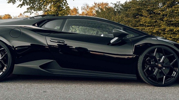 Photo of Novitec SIDE PANELS (SET) for the Lamborghini Huracan Tecnica - Image 2